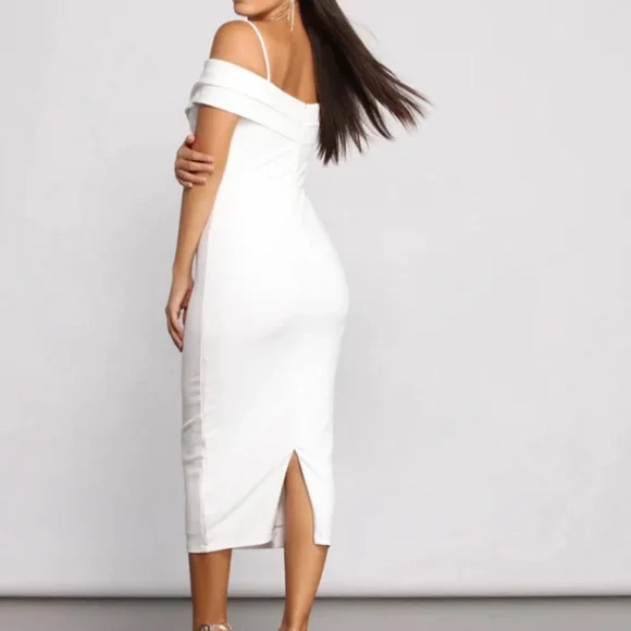 Formal Off-The-Shoulder Crepe Midi Dress - Picture 3 of 3